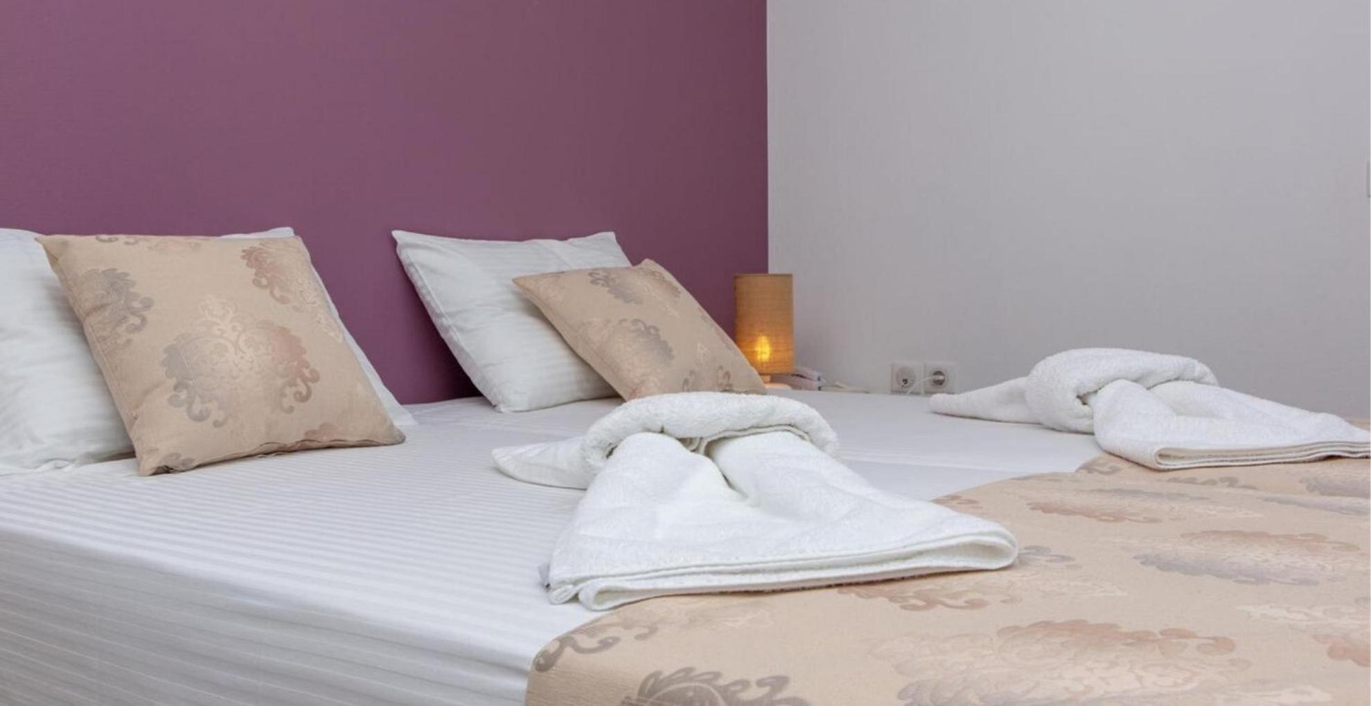 Sun And Moon Villas Pirgaki  ภายนอก รูปภาพ