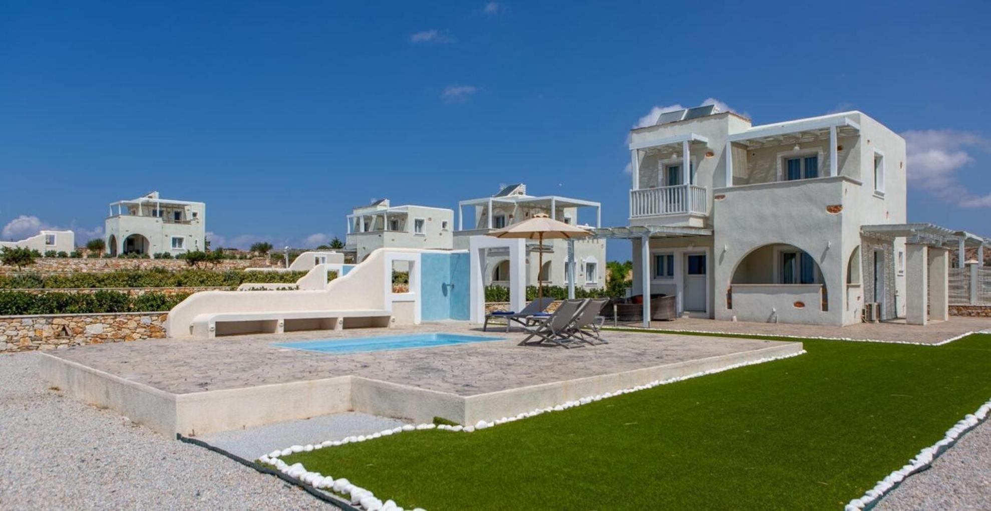 Sun And Moon Villas Pirgaki  ภายนอก รูปภาพ
