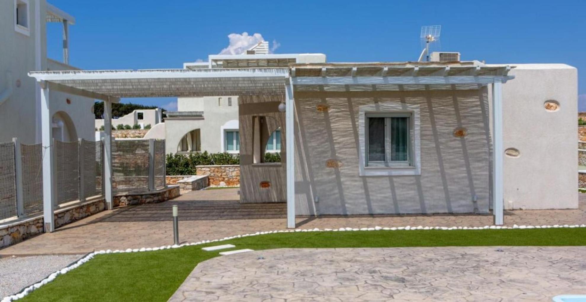 Sun And Moon Villas Pirgaki  ภายนอก รูปภาพ