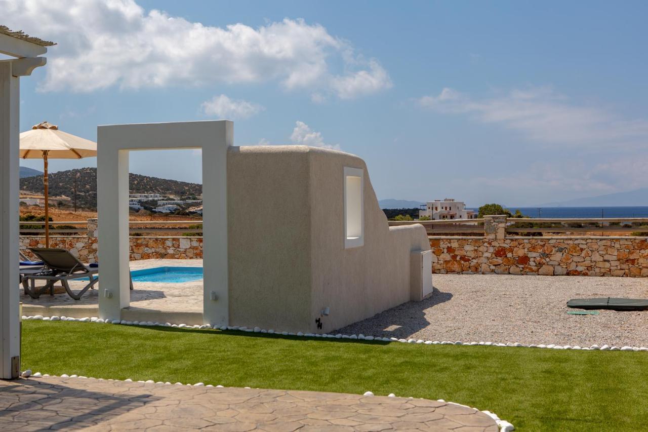 Sun And Moon Villas Pirgaki  ภายนอก รูปภาพ