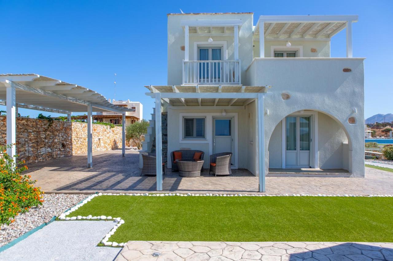 Sun And Moon Villas Pirgaki  ภายนอก รูปภาพ